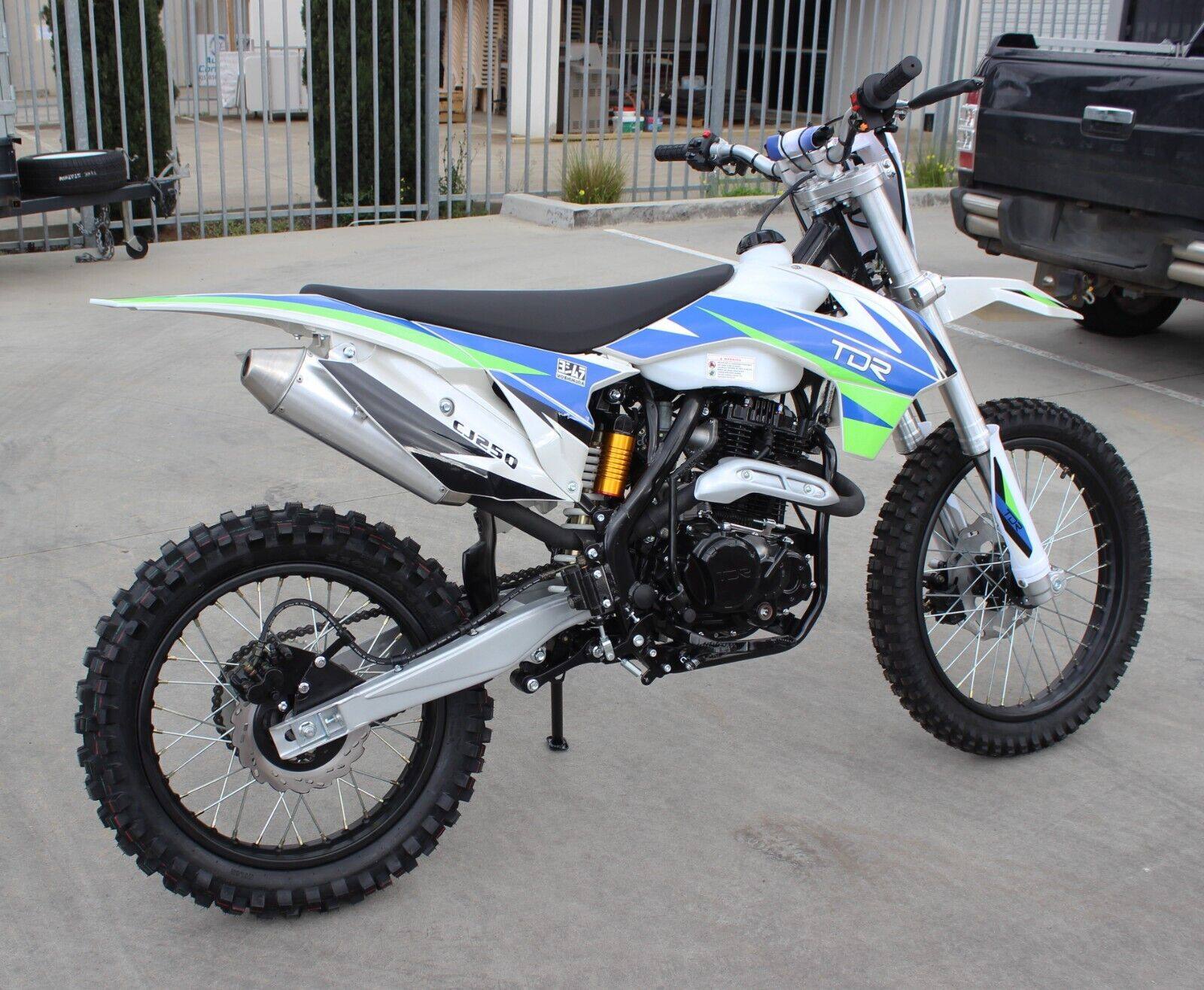 dirt bike 250cc price